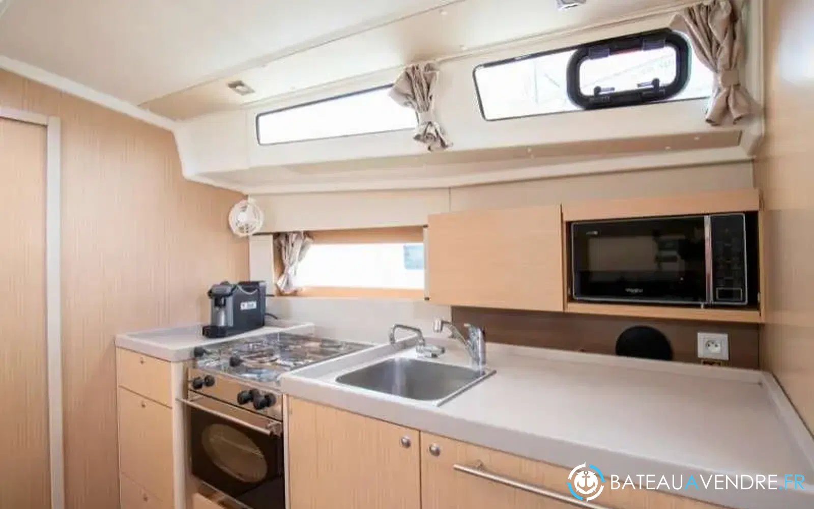 slider 9 Beneteau Oceanis 38.1