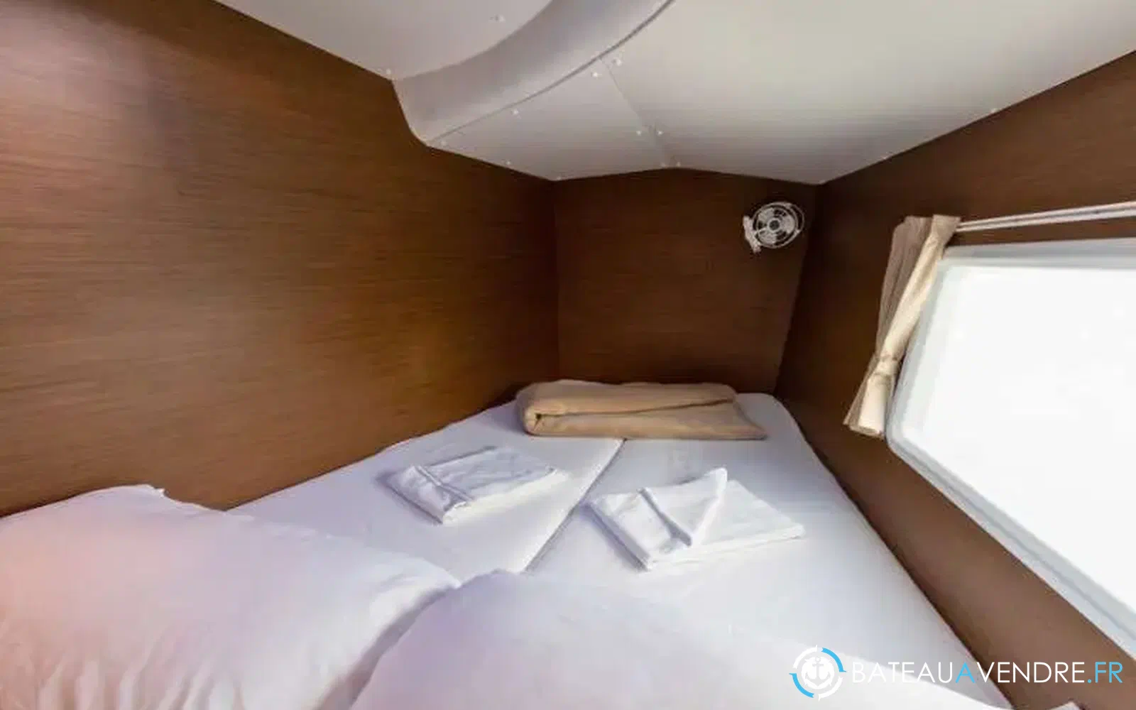 slider 9 Lagoon 380