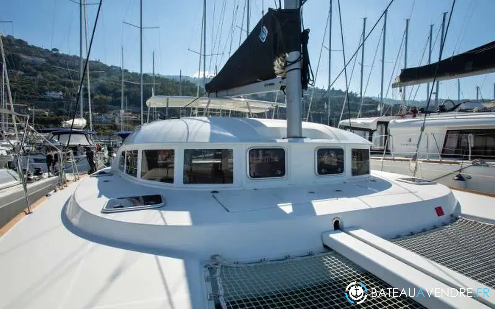 slider 1 Lagoon 380