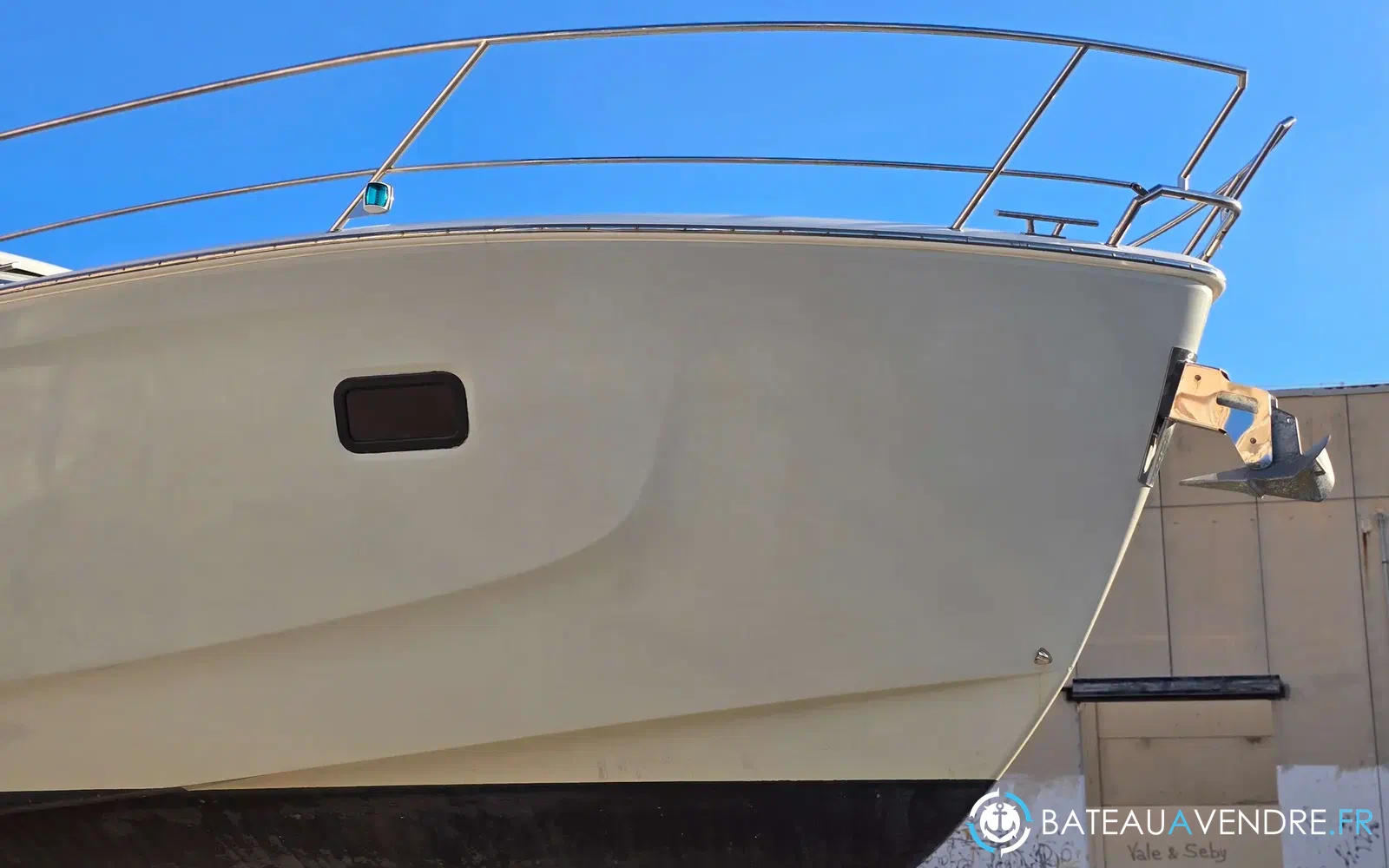 slider 12 Bavaria 46 Deep Blue Open