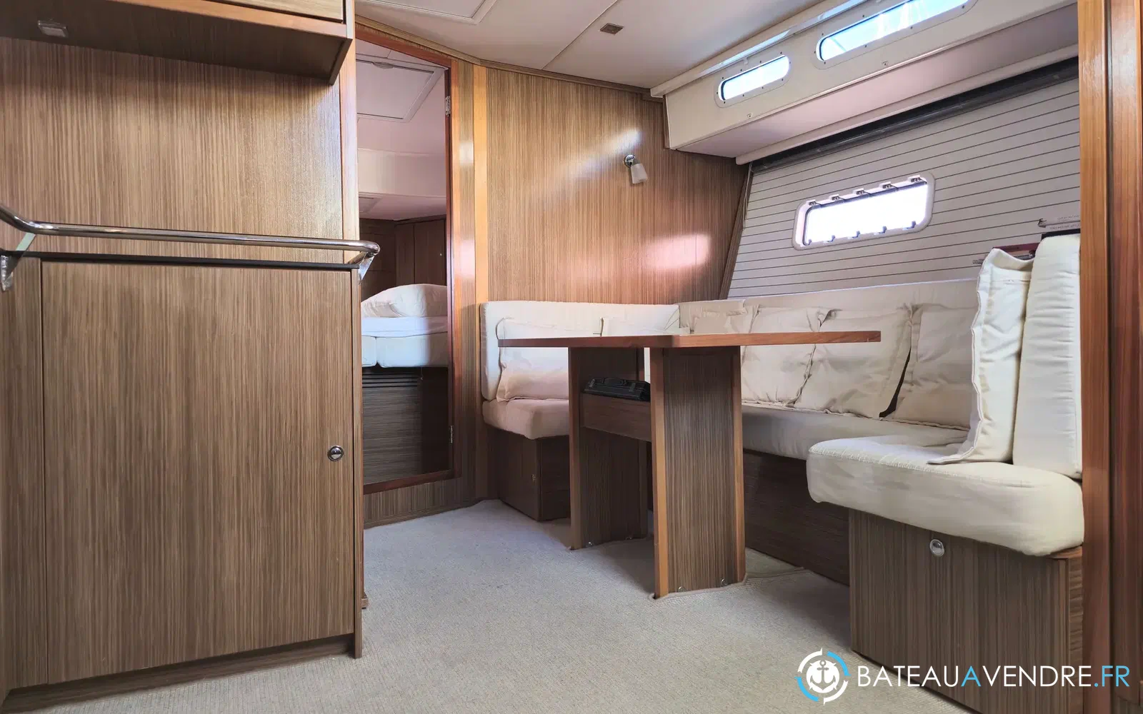 slider 17 Bavaria 46 Deep Blue Open