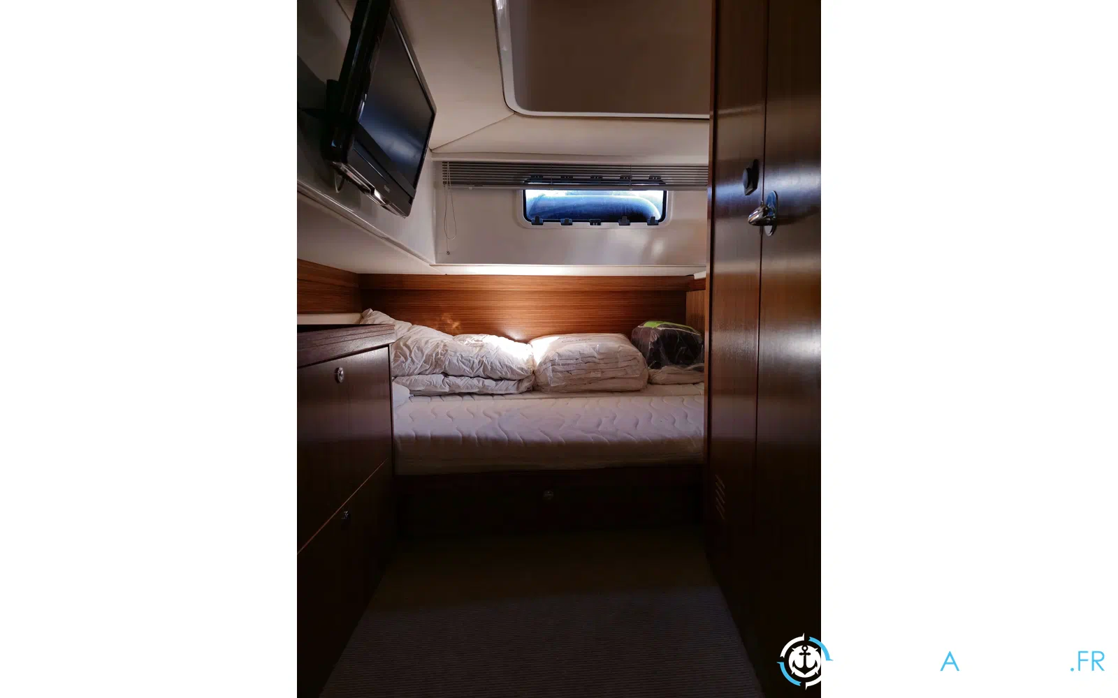slider 27 Bavaria 46 Deep Blue Open