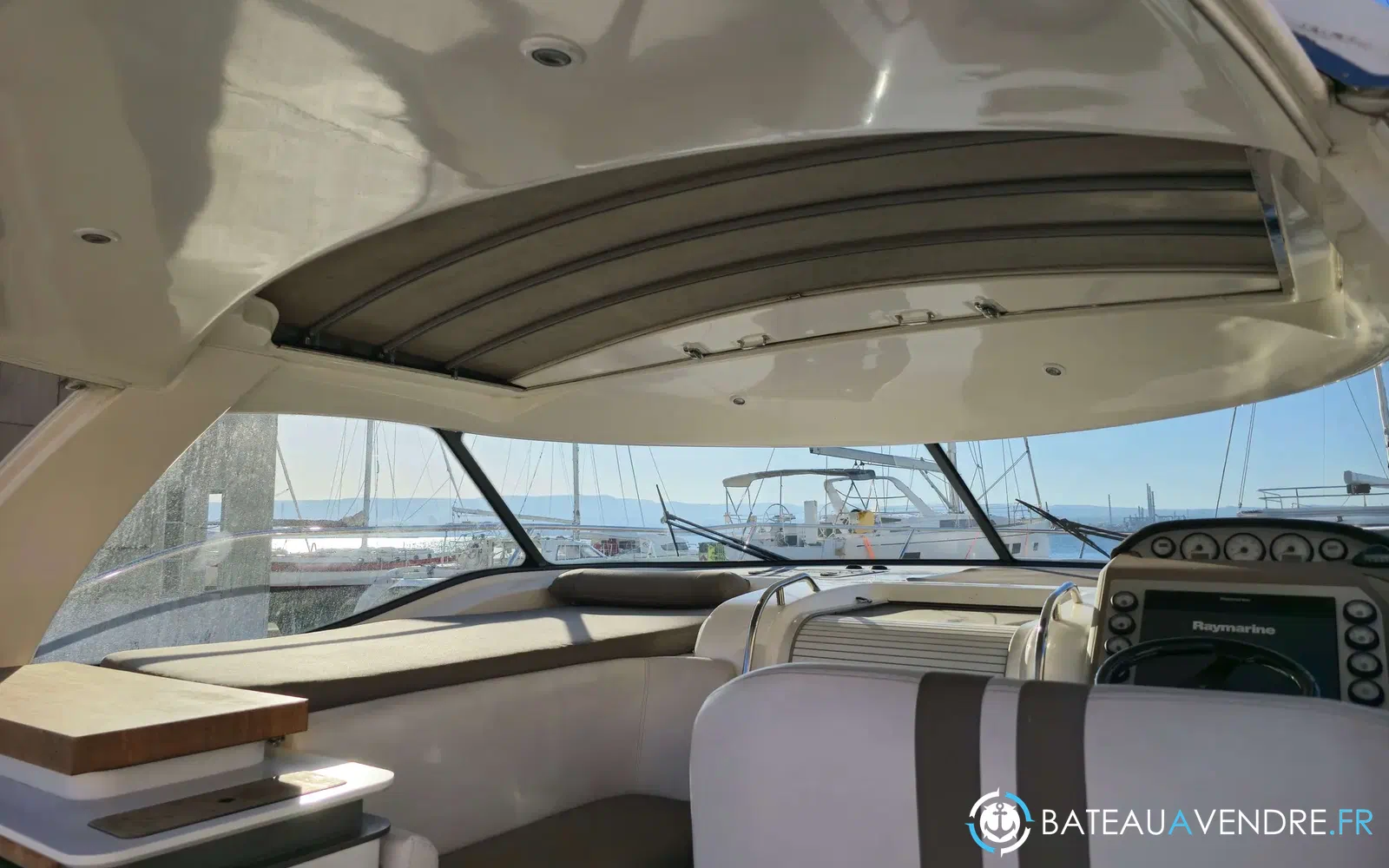 slider 32 Bavaria 46 Deep Blue Open