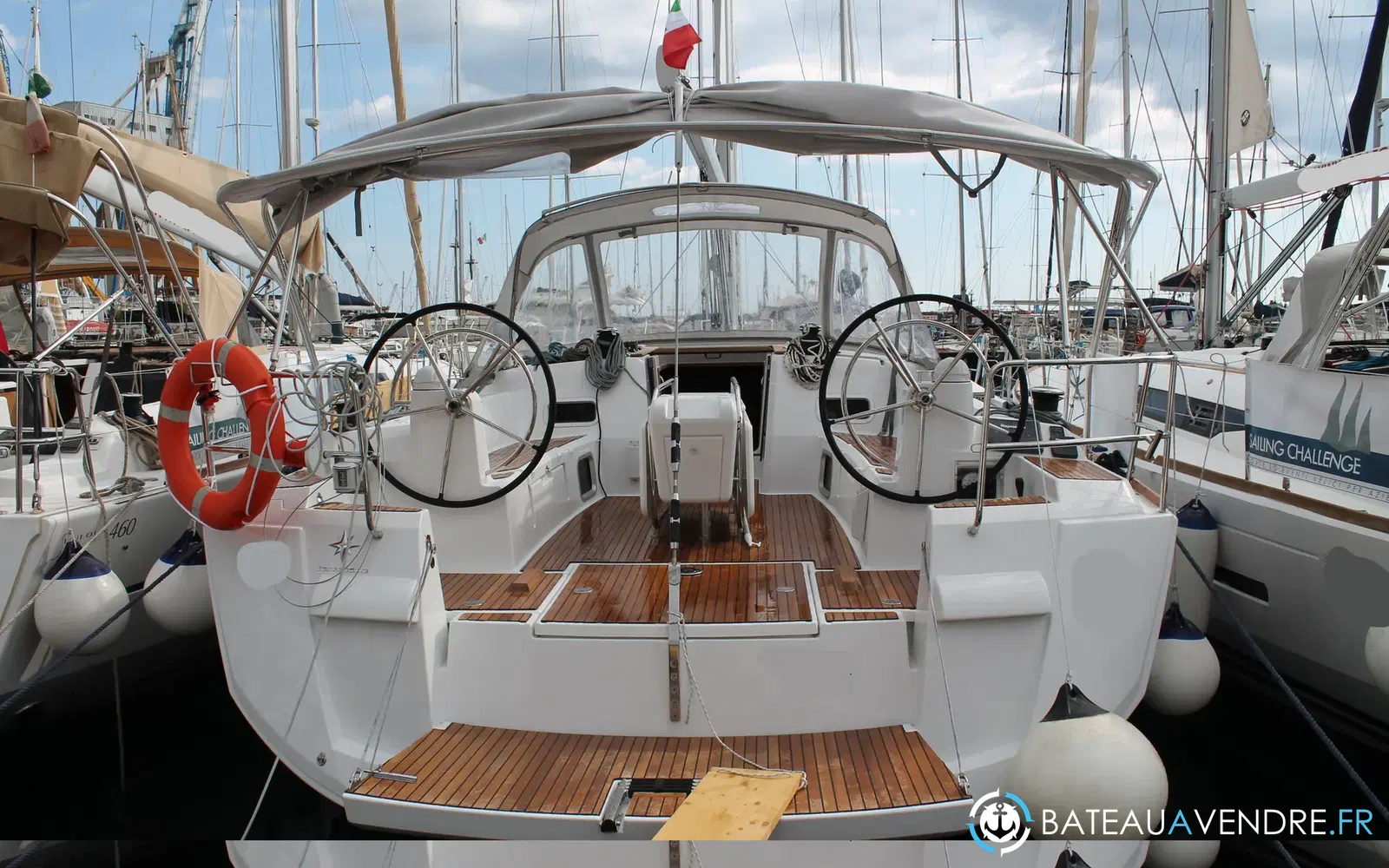 slider 9 Jeanneau Sun Odyssey 519