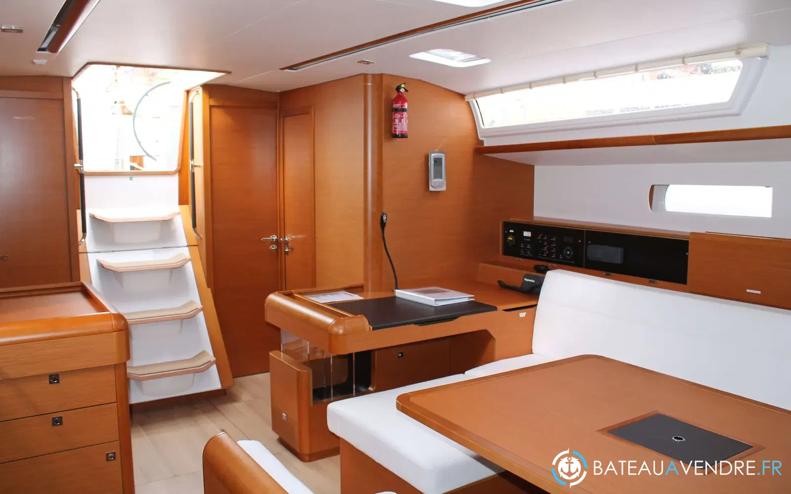 slider 11 Jeanneau Sun Odyssey 519