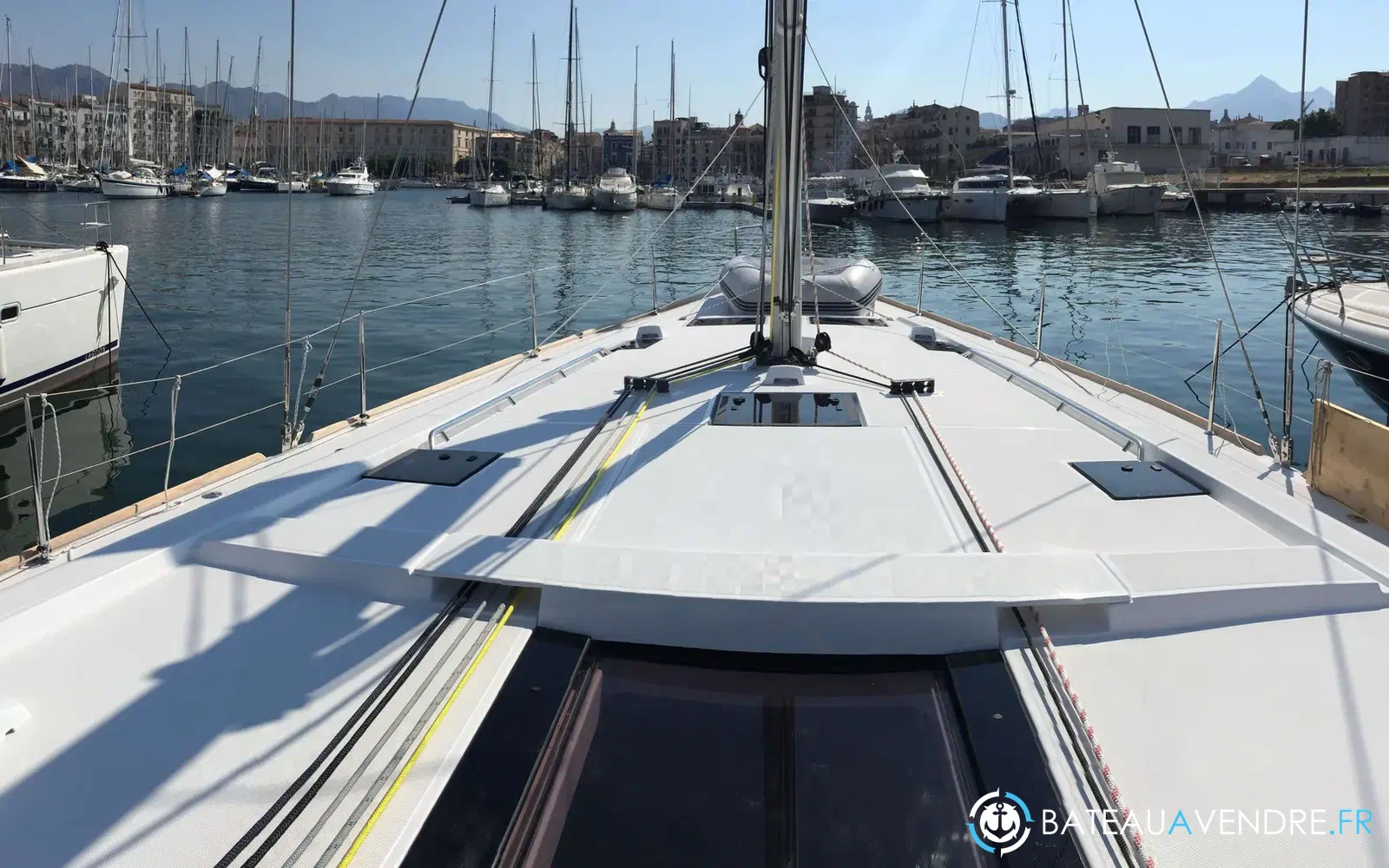 slider 10 Beneteau Oceanis 48