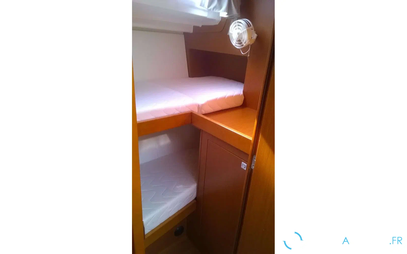 slider 5 Beneteau Oceanis 48