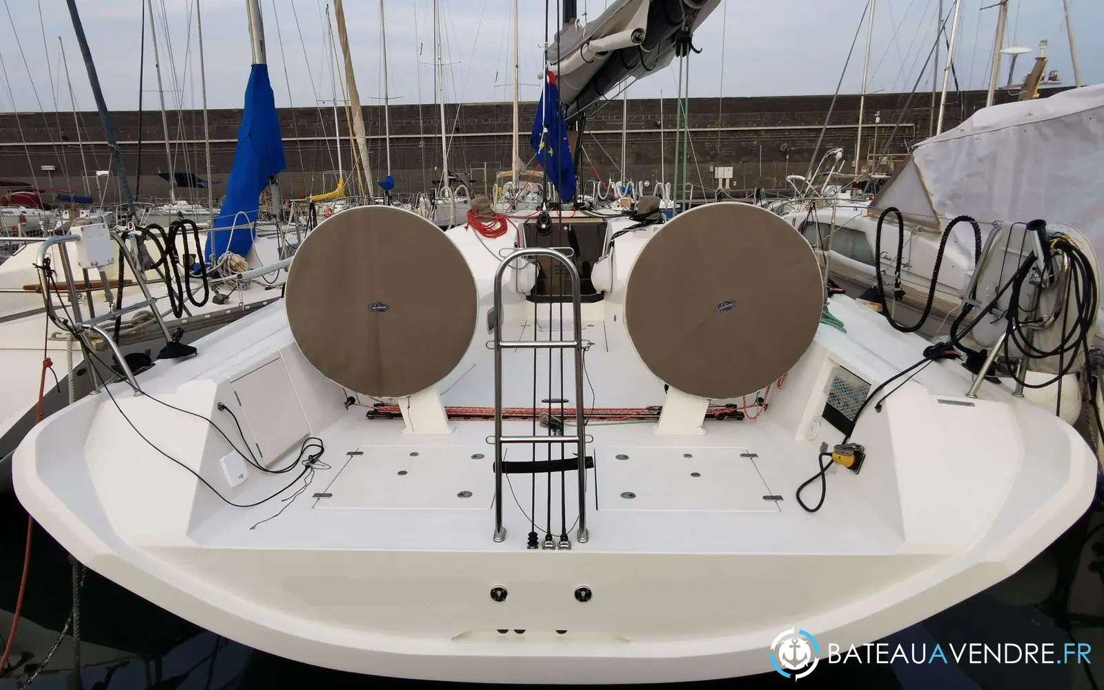 slider 0 Italia Yachts 11.98