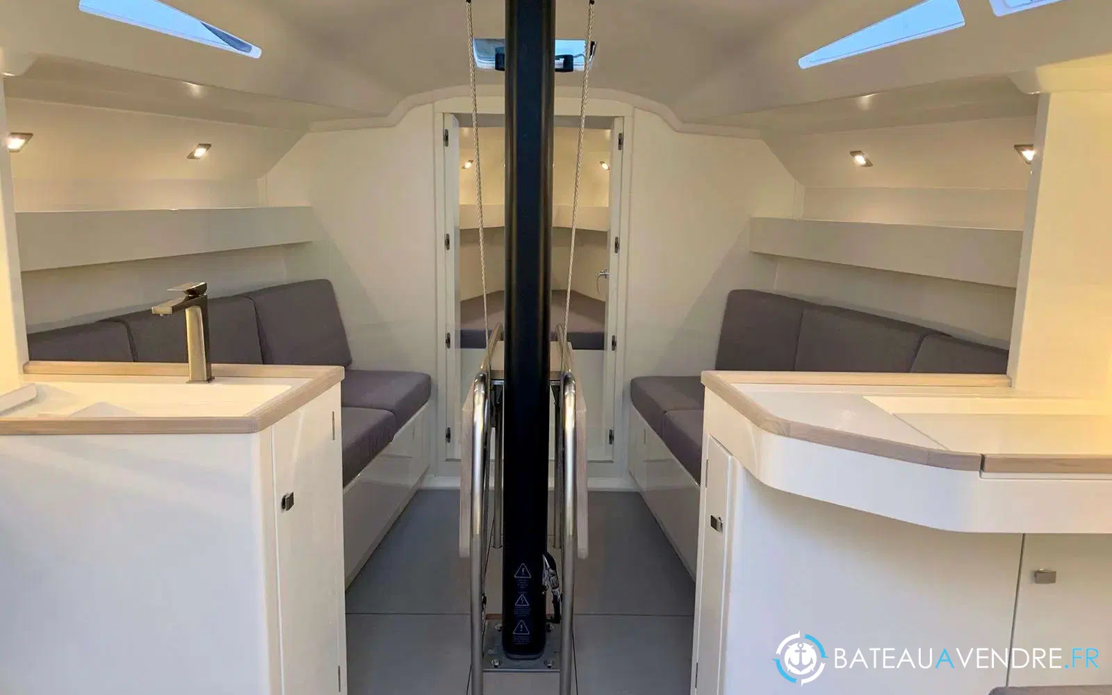 slider 10 Italia Yachts 11.98