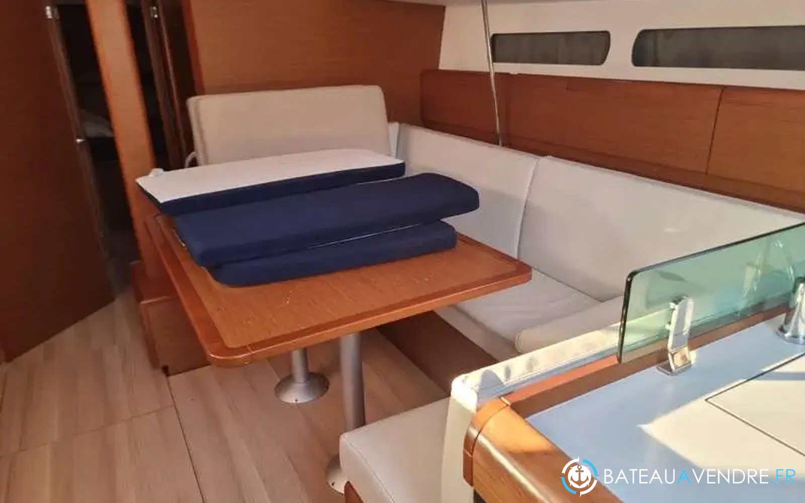slider 11 Jeanneau Sun Odyssey 449