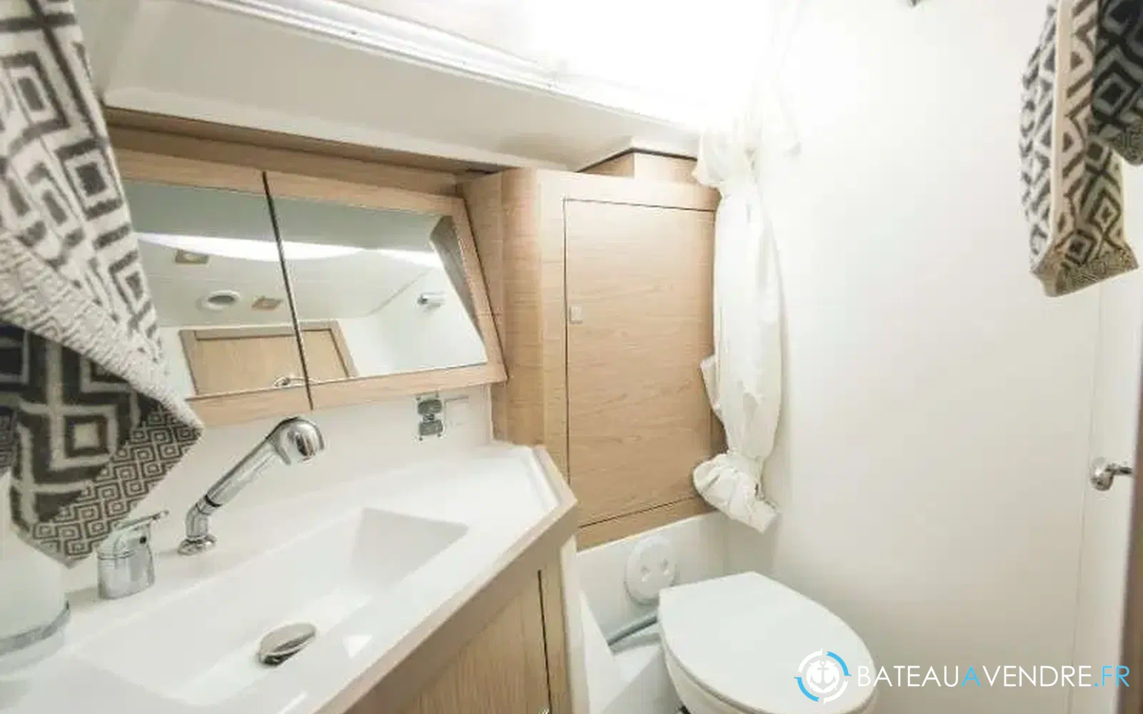 slider 6 Beneteau Oceanis 45