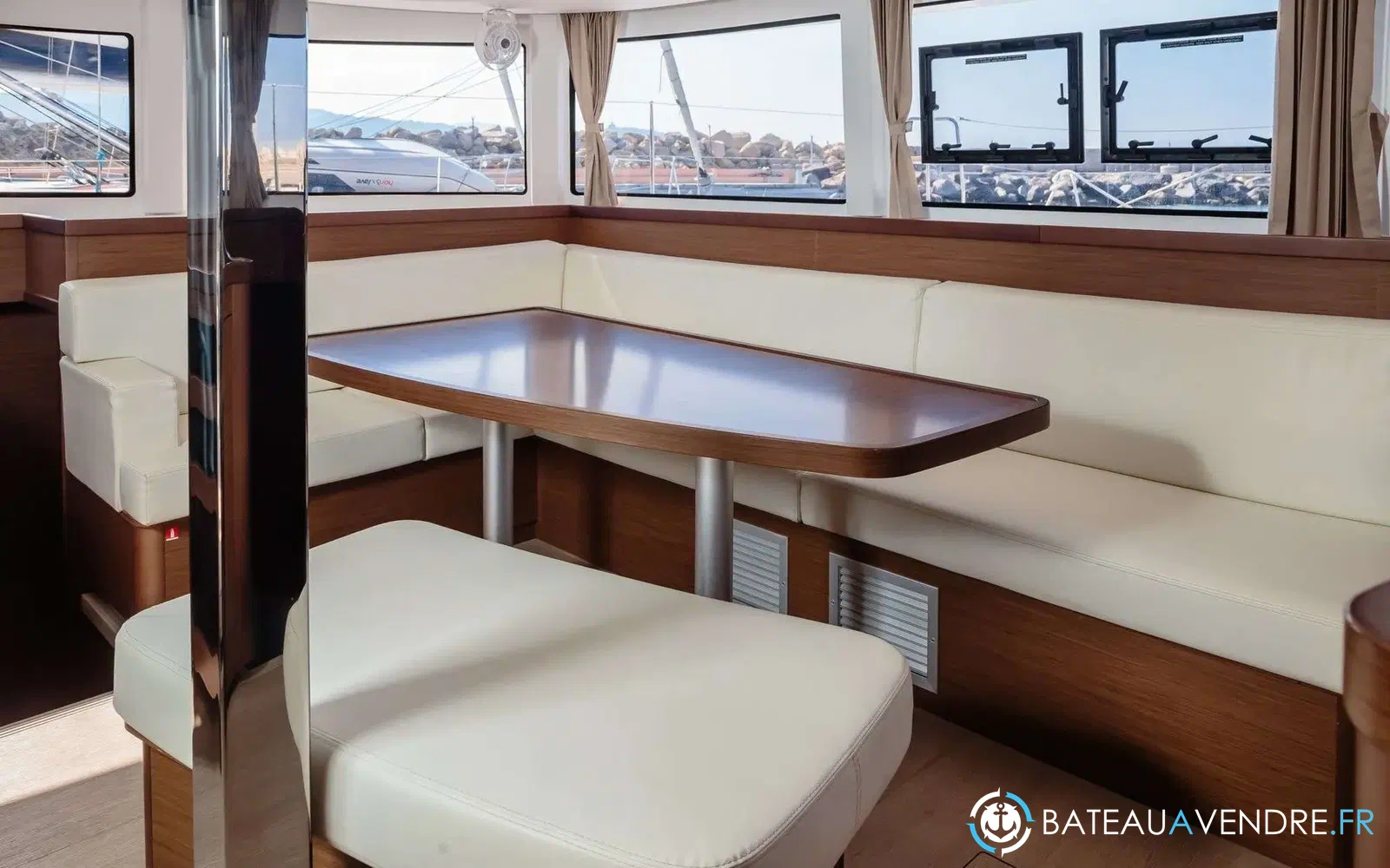 slider 8 Lagoon 42
