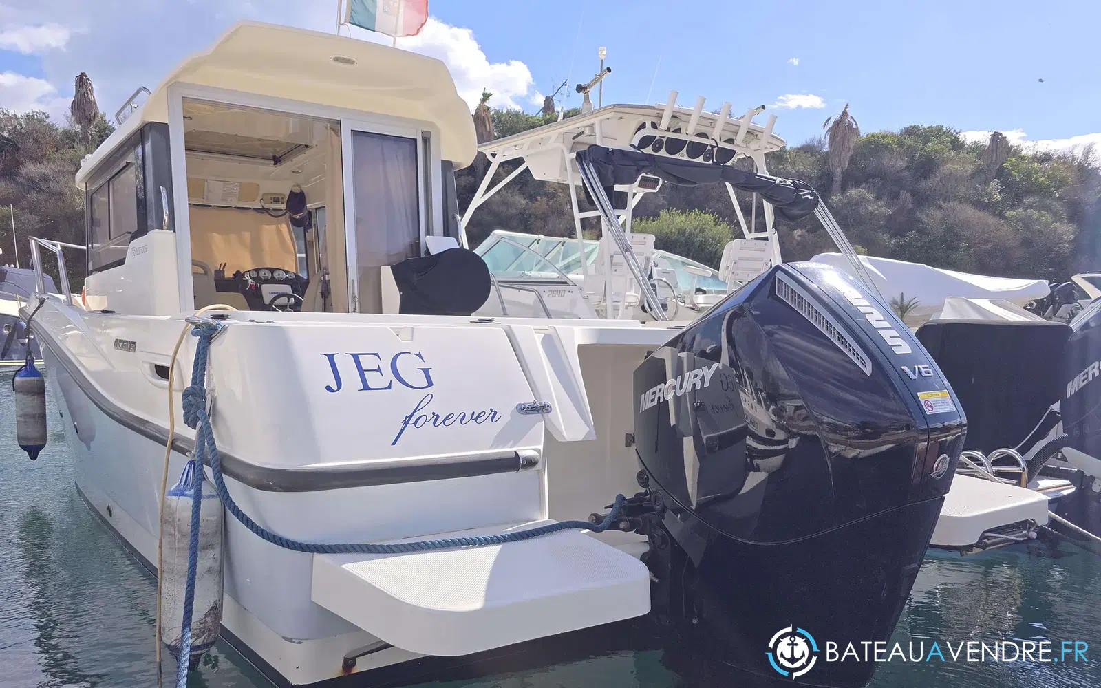 slider 0 Quicksilver 755 Pilothouse