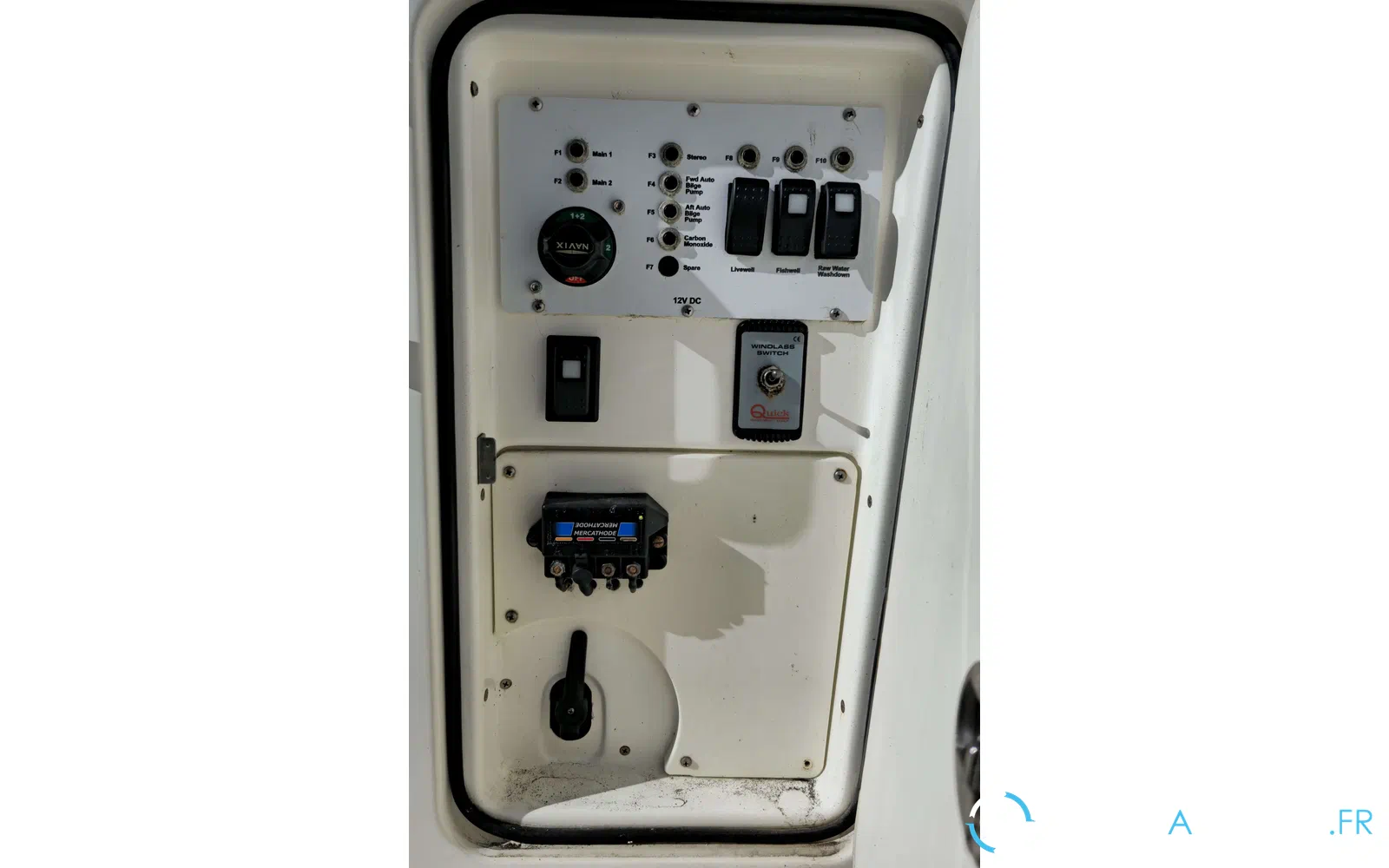 slider 13 Quicksilver 755 Pilothouse