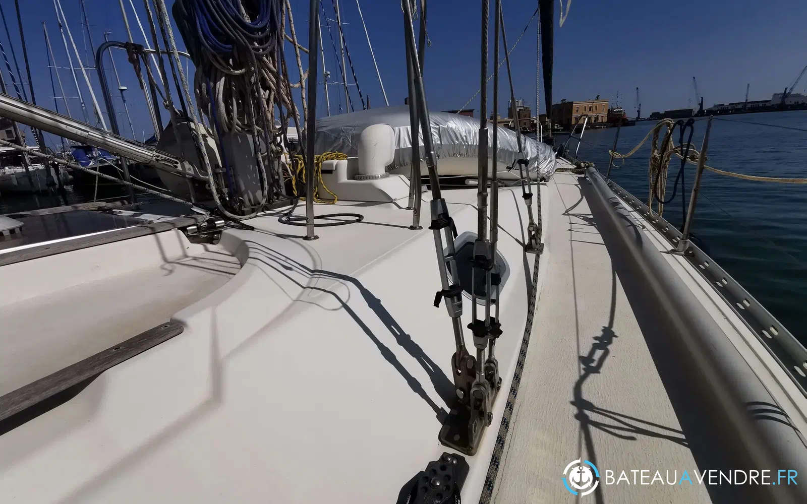 slider 23 Jeanneau Sun Odyssey 51