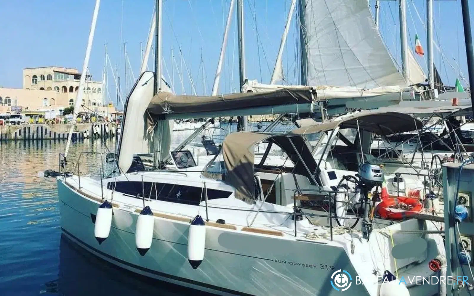 slider 0 Jeanneau Sun Odyssey 319