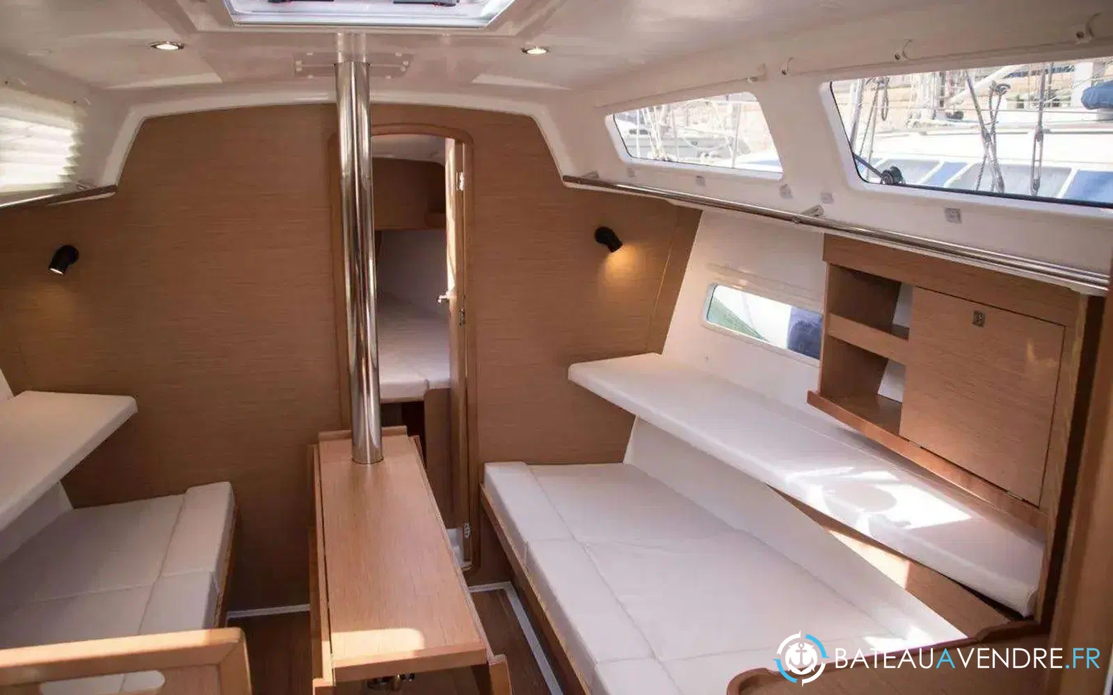 slider 9 Jeanneau Sun Odyssey 319