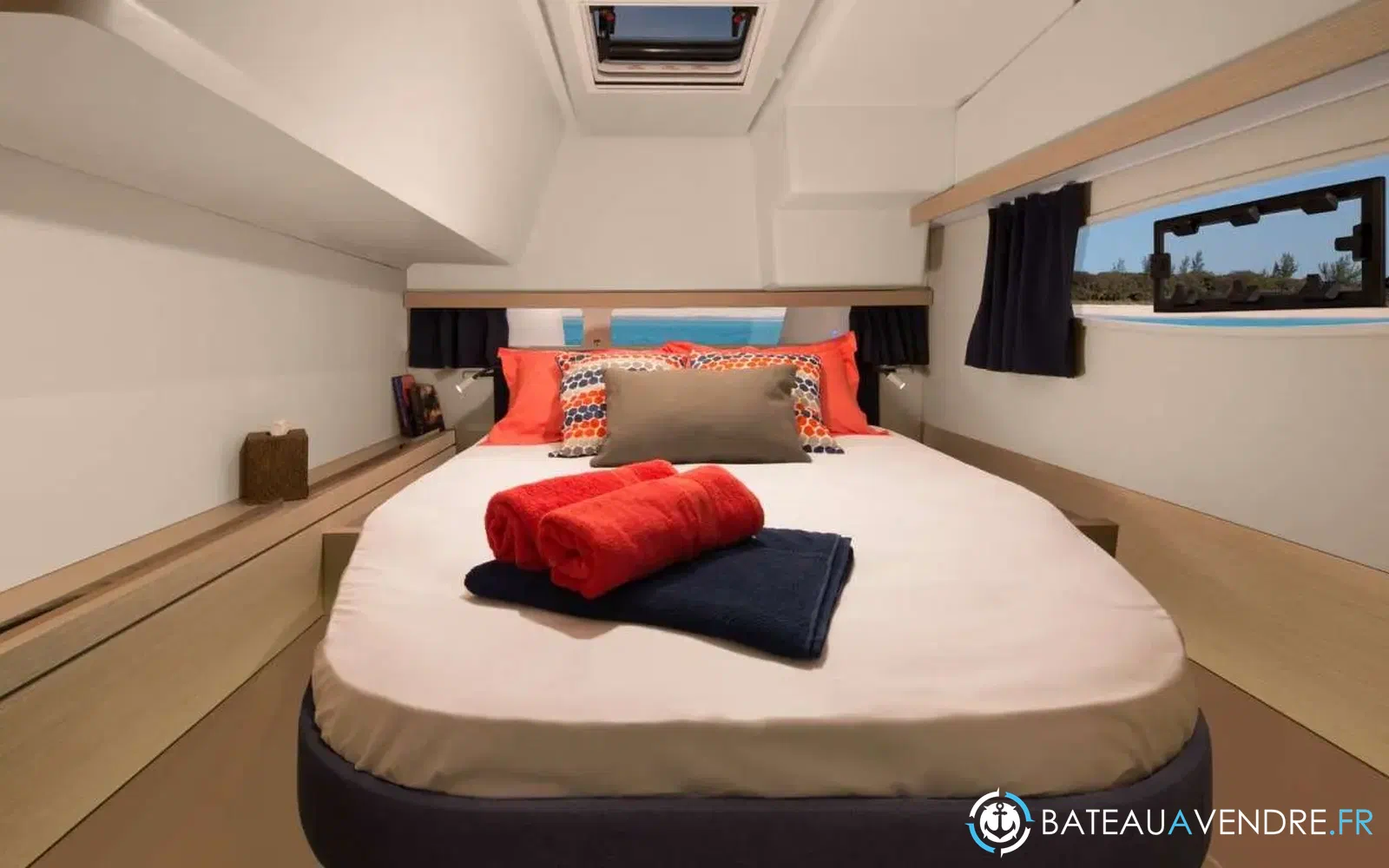 slider 4 Fountaine Pajot Lucia 40