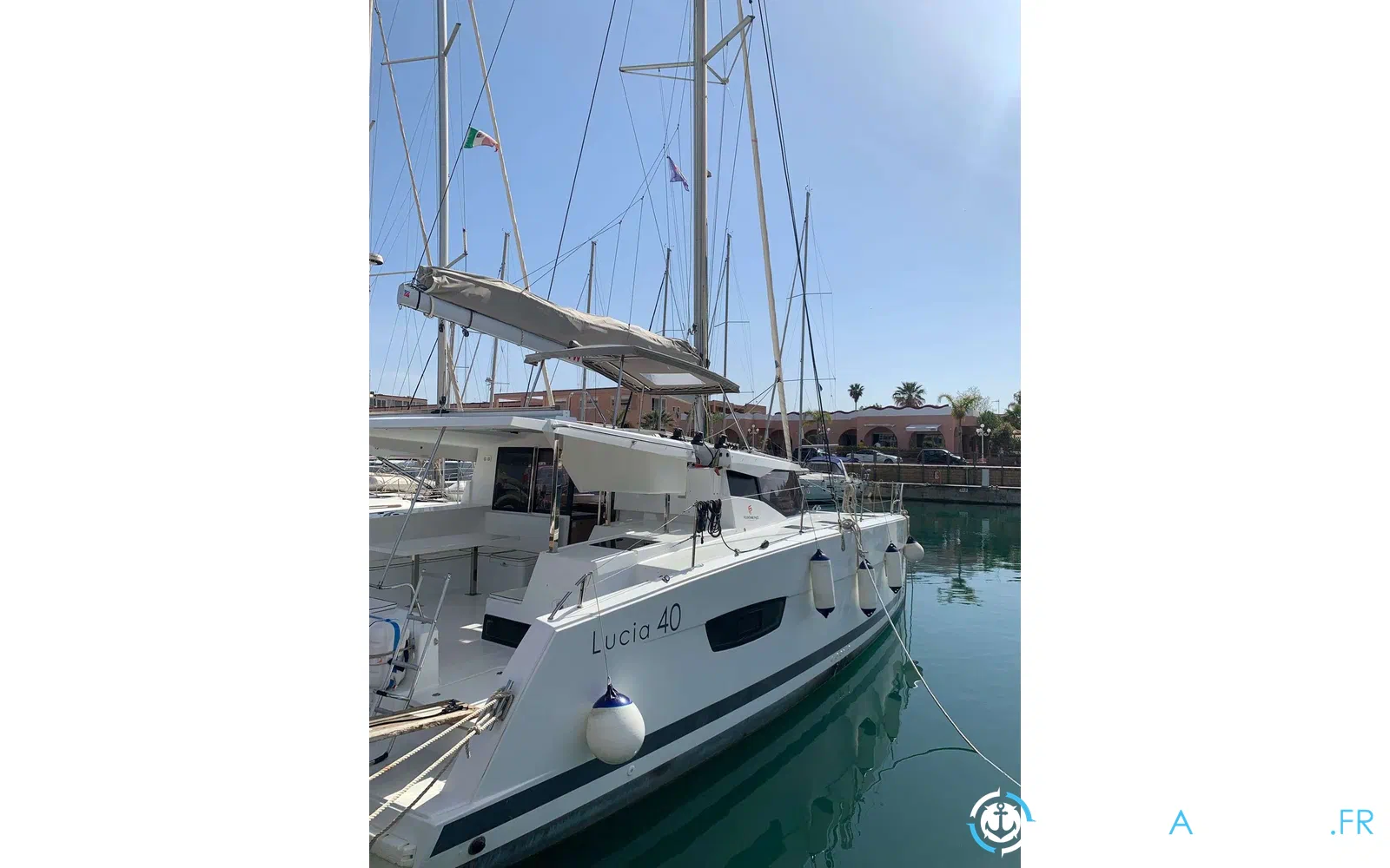 slider 5 Fountaine Pajot Lucia 40