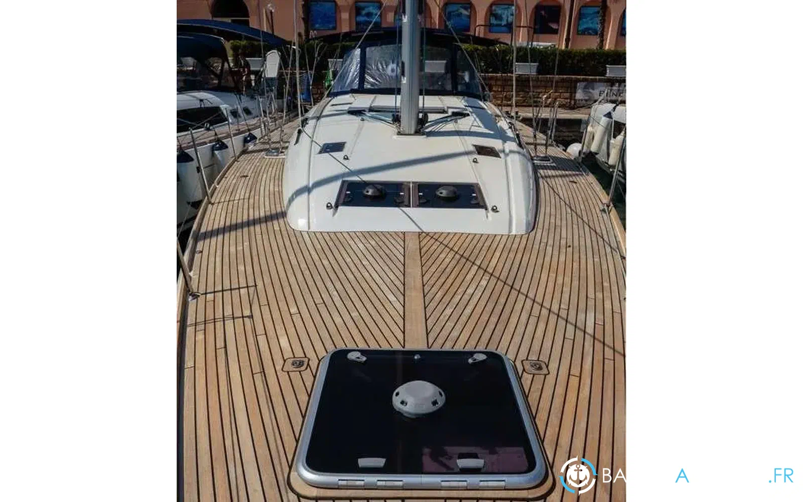 slider 7 Jeanneau Sun Odyssey 519