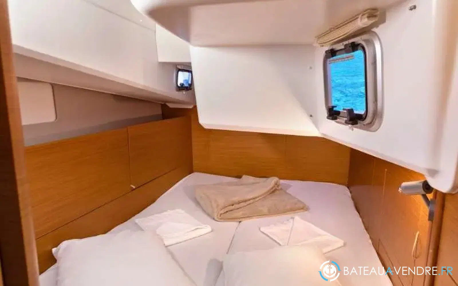 slider 3 Jeanneau Sun Odyssey 410