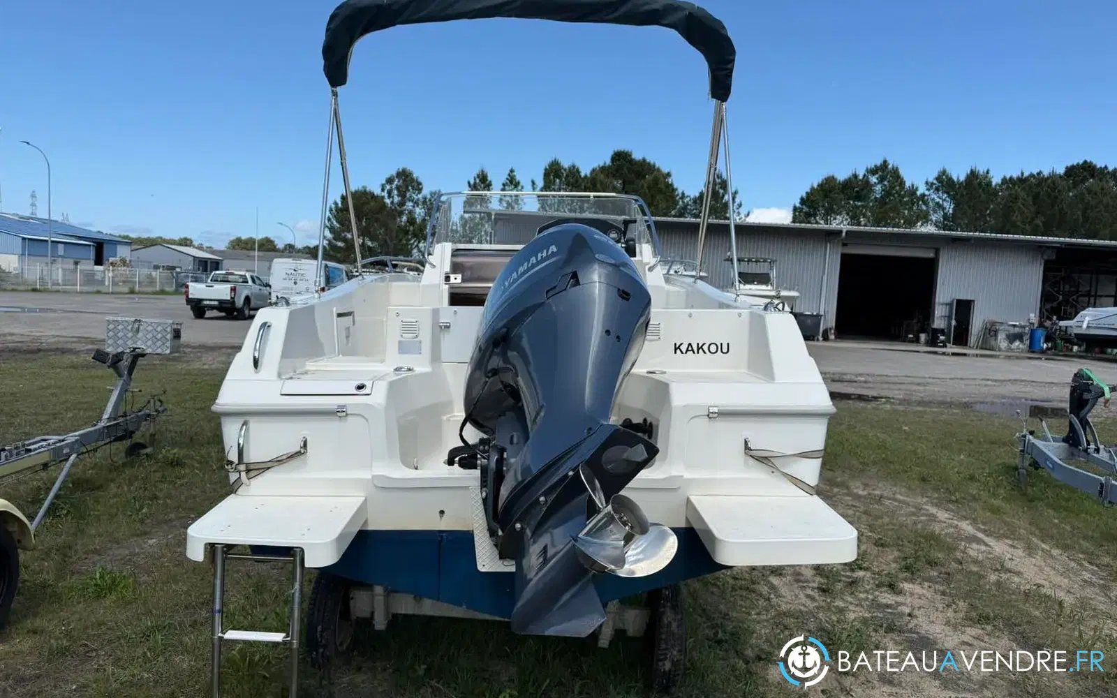 slider 10 Pacific Craft 700 SC