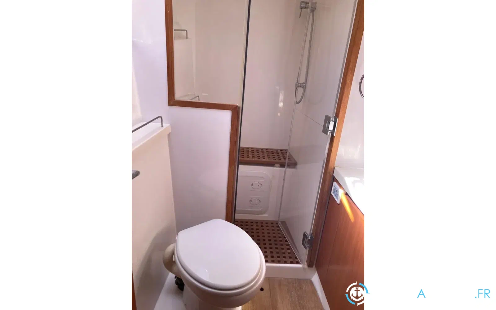 slider 22 Aquila 44