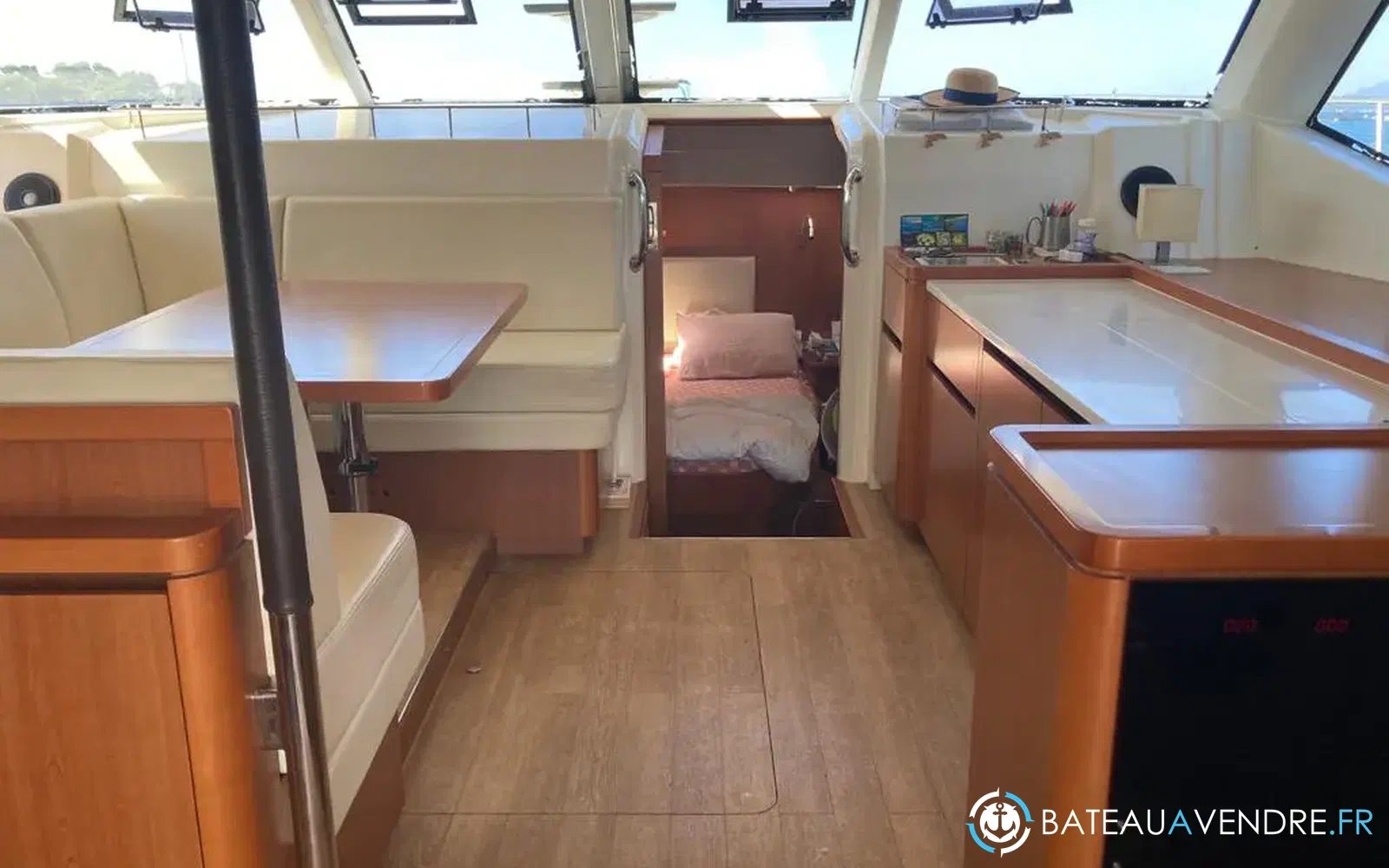 slider 8 Aquila 44