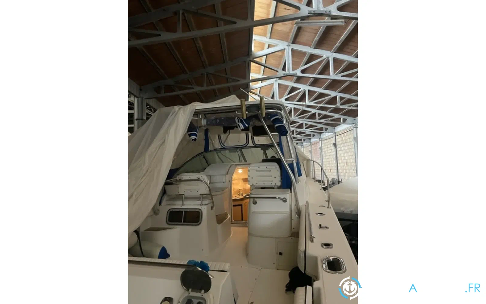 slider 15 Boston Whaler 285 Conquest