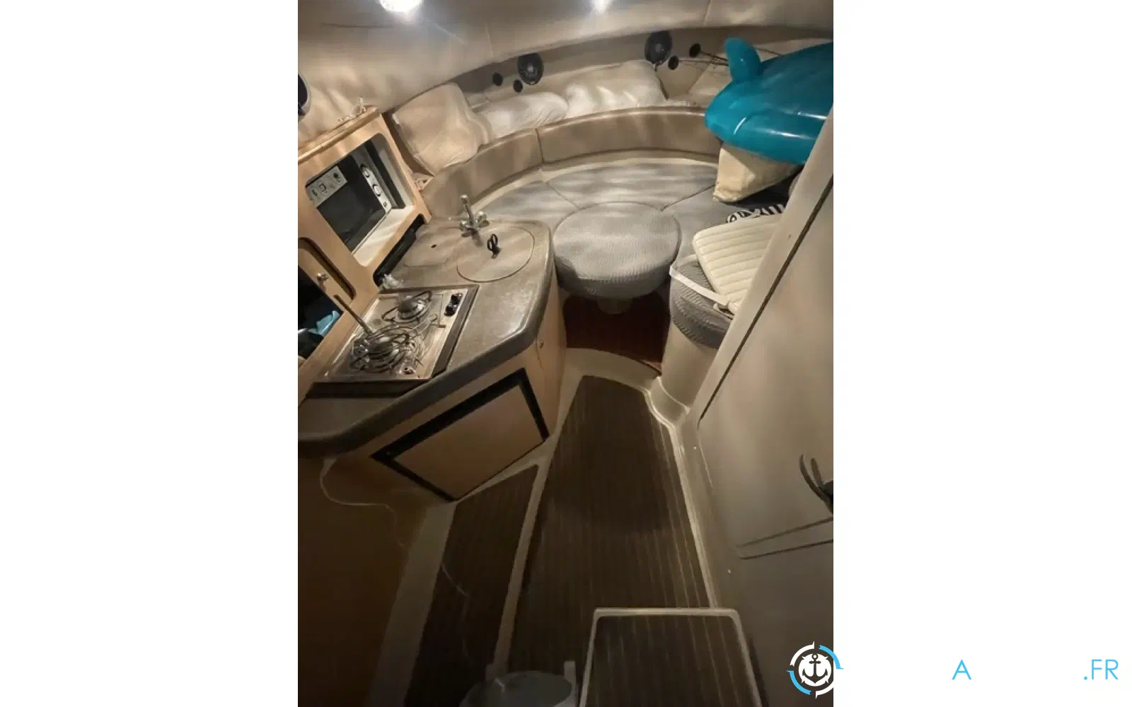 slider 5 Boston Whaler 285 Conquest