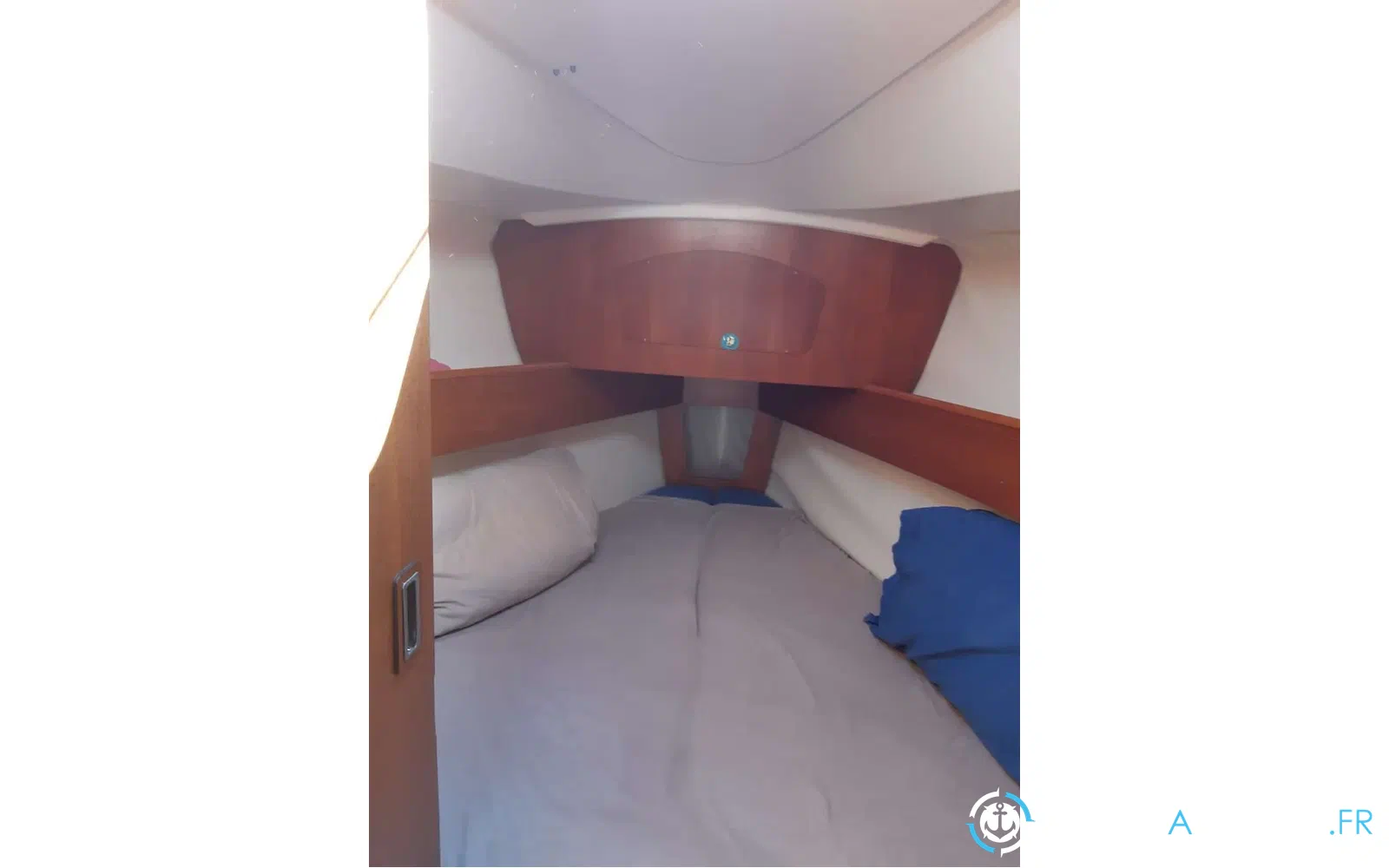 slider 19 Jeanneau Sun Odyssey 32