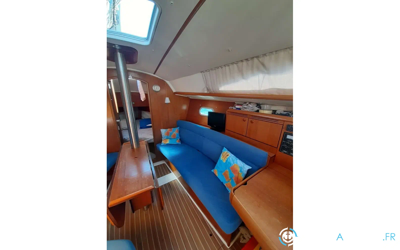 slider 5 Jeanneau Sun Odyssey 32