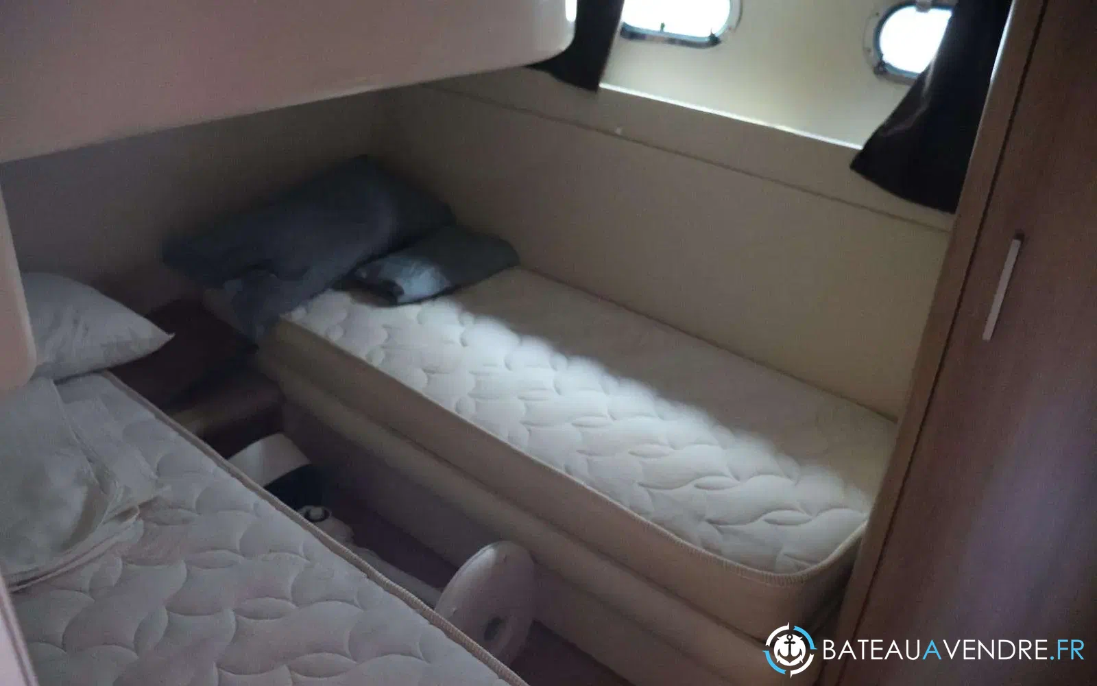 slider 5 Azimut 43