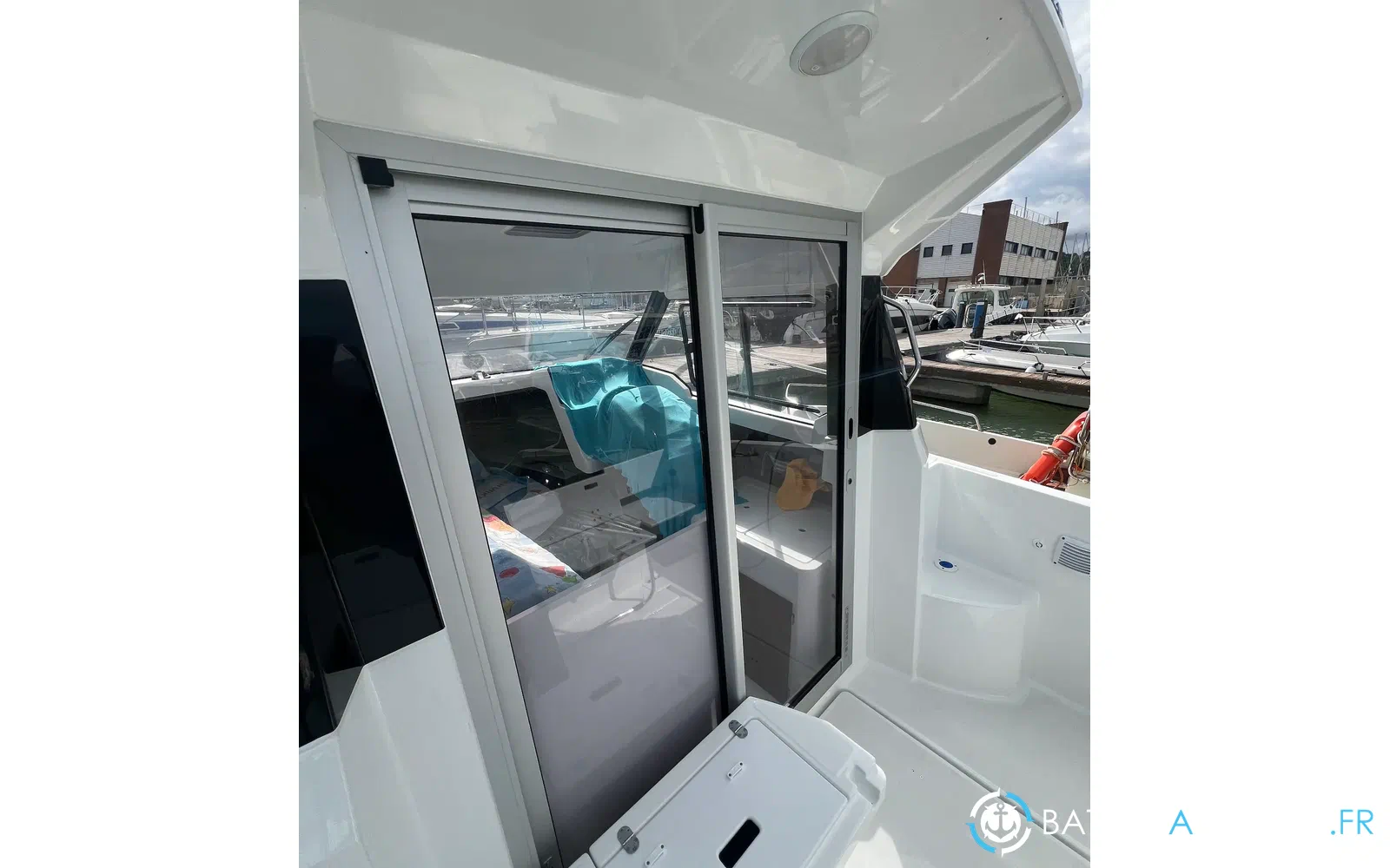 slider 2 Jeanneau Merry Fisher 605