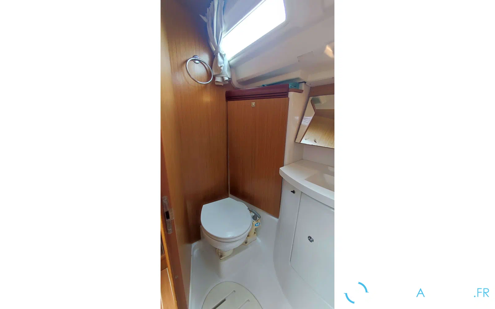 slider 17 Jeanneau Sun Odyssey 42 i