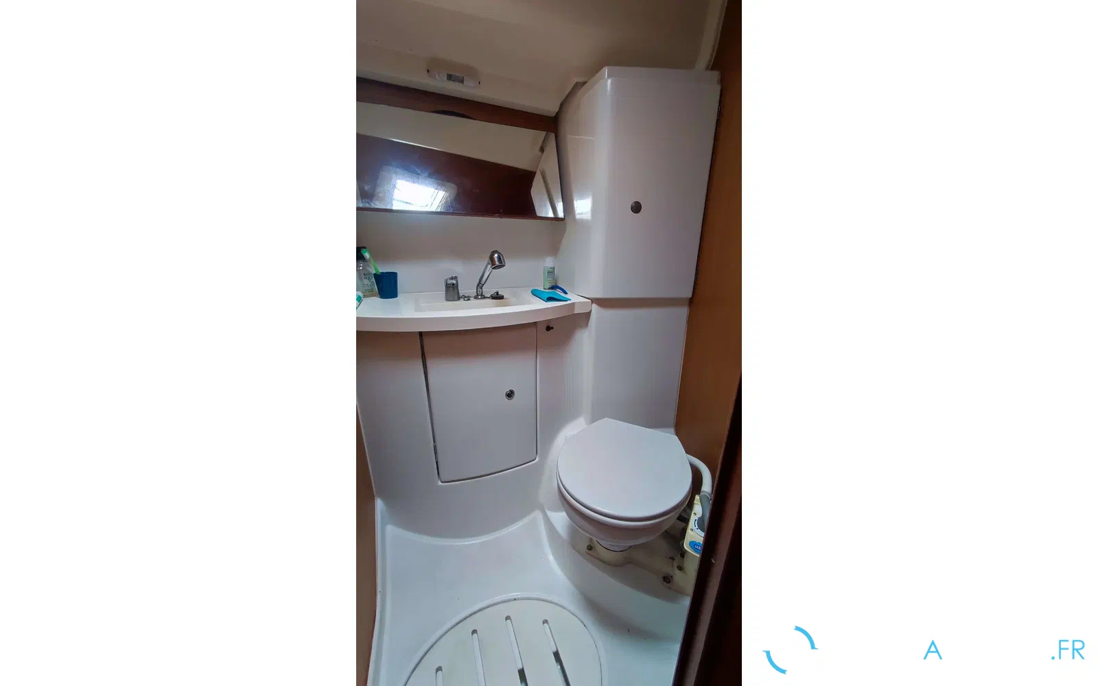 slider 8 Jeanneau Sun Odyssey 42 i