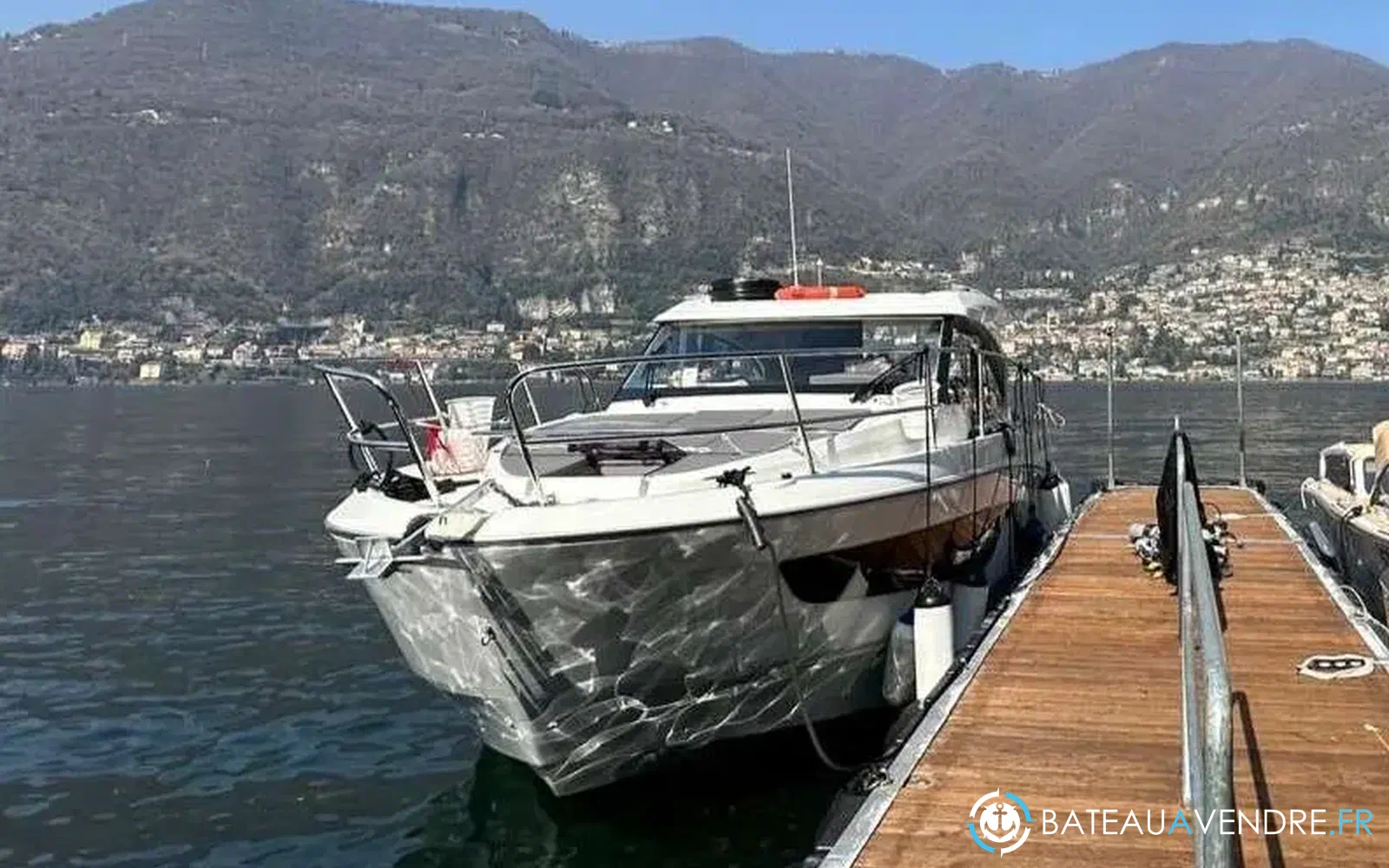 slider 10 Beneteau Antares 11