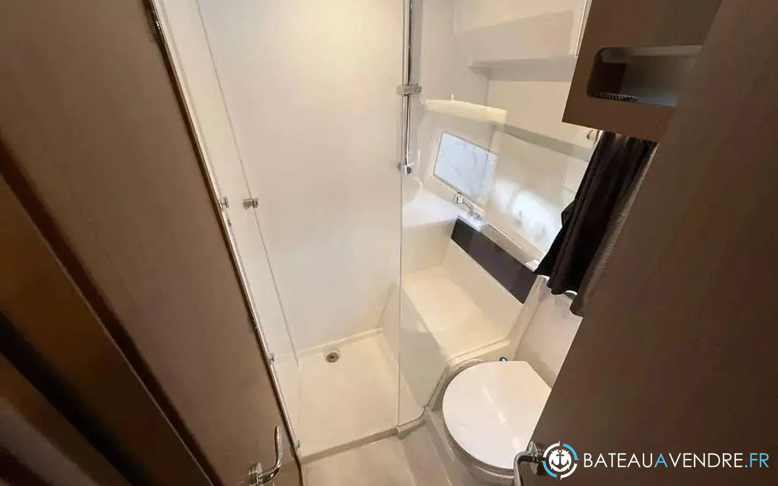 slider 15 Beneteau Antares 11