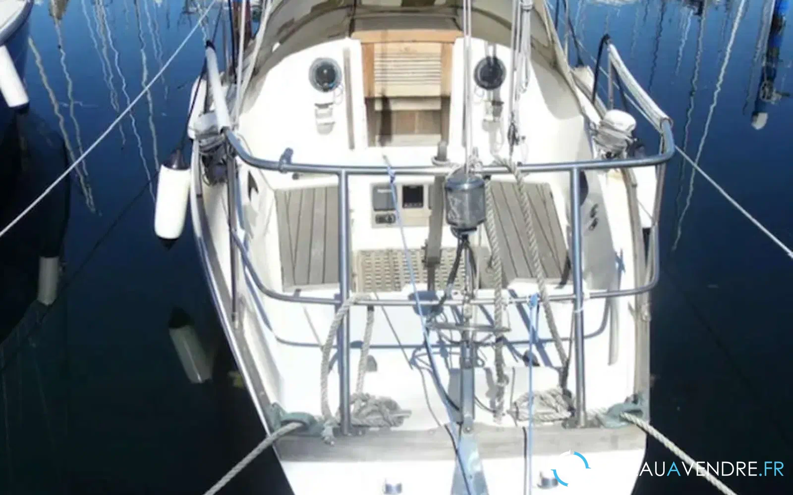 slider 10 Sparkman & Stevens She 31