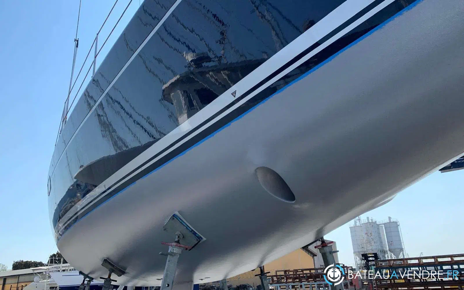 slider 13 Comar Yachts Comet 51 CC
