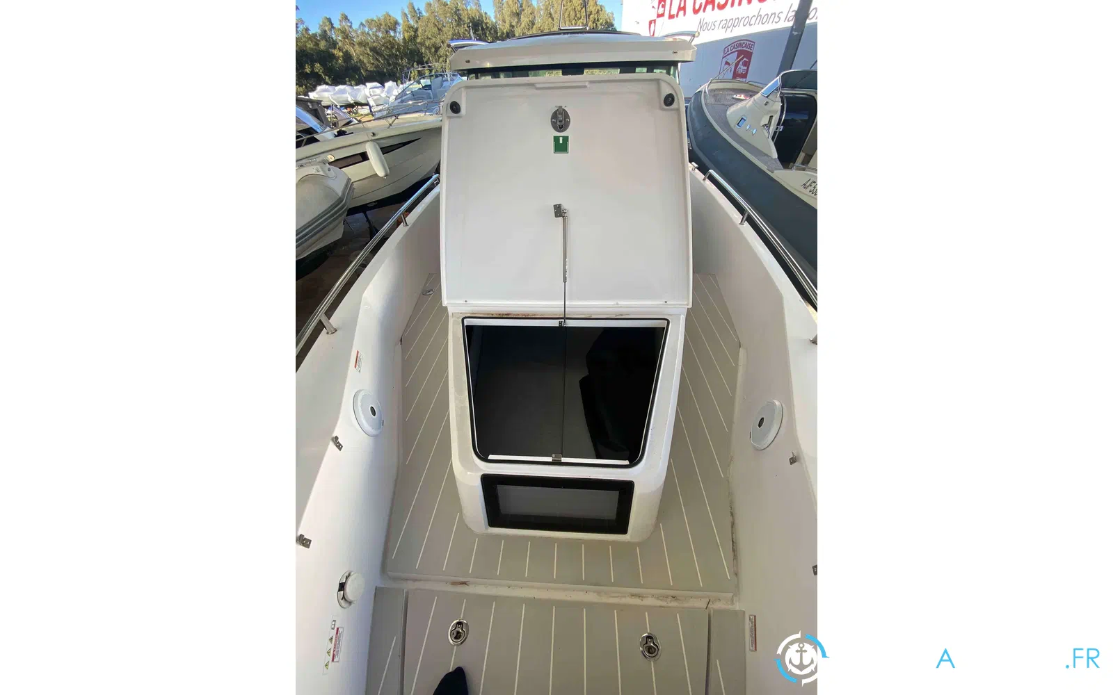 slider 9 Axopar 37 SC