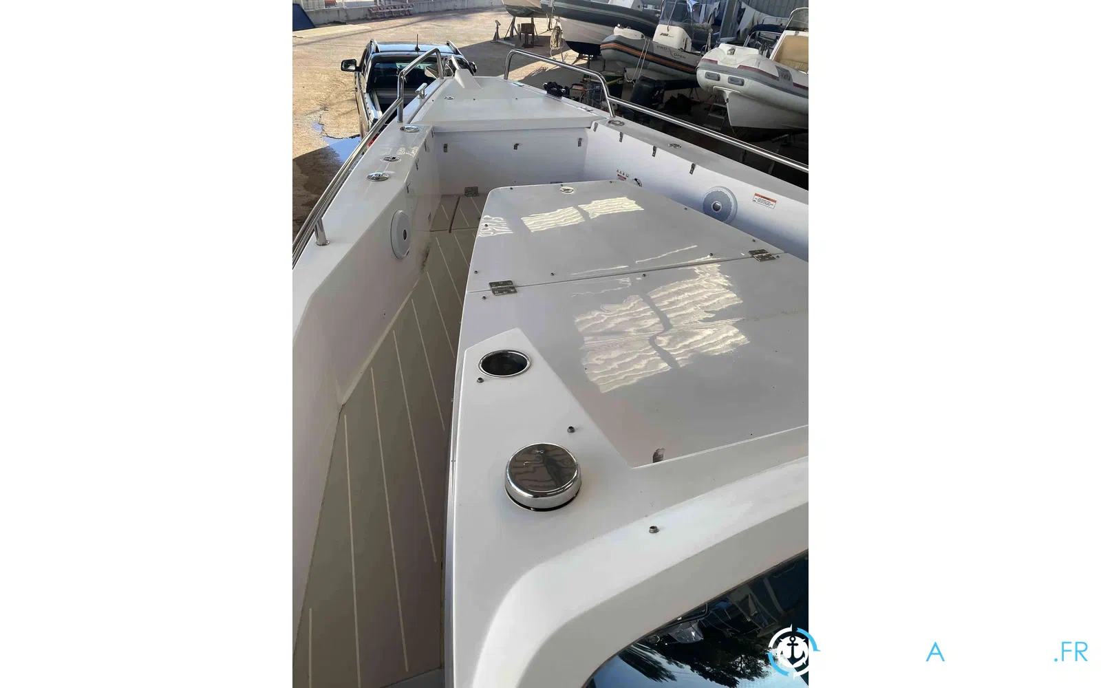 slider 3 Axopar 37 SC