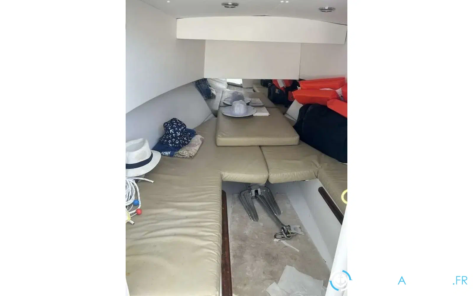 slider 3 Chris Craft Sea Hawk 215