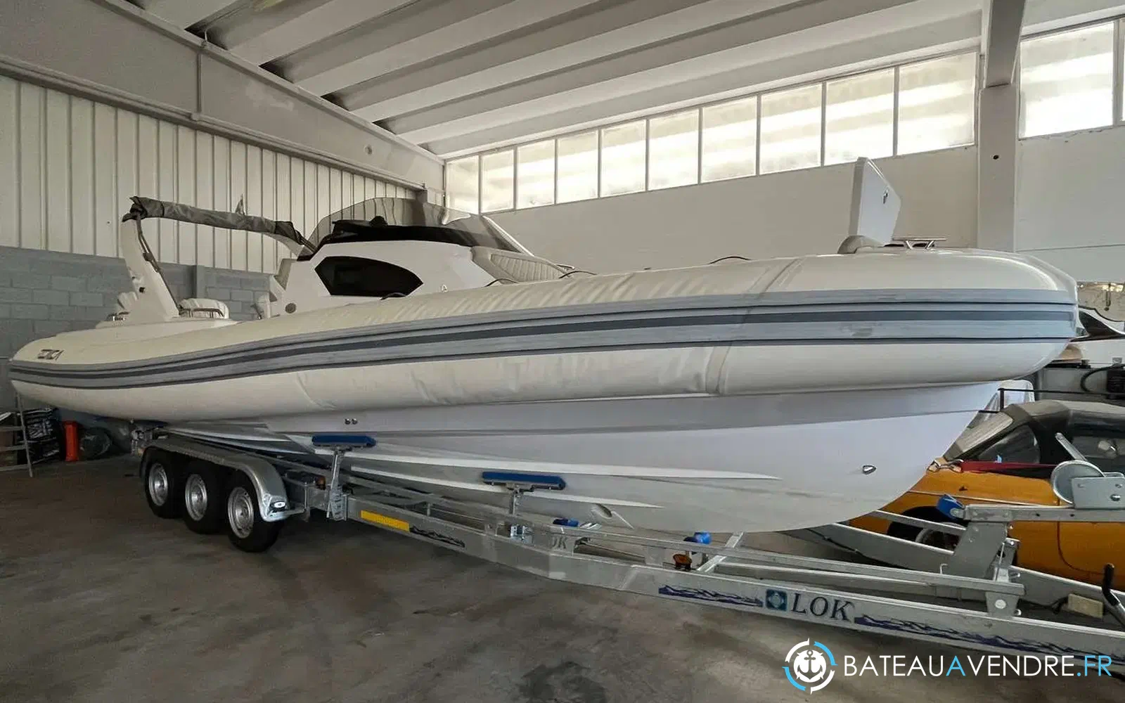 slider 0 Salpa 33 Soleil