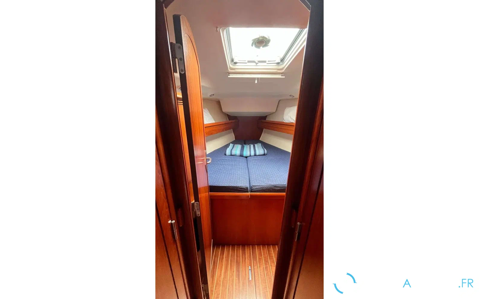 slider 11 Jeanneau Sun Odyssey 43
