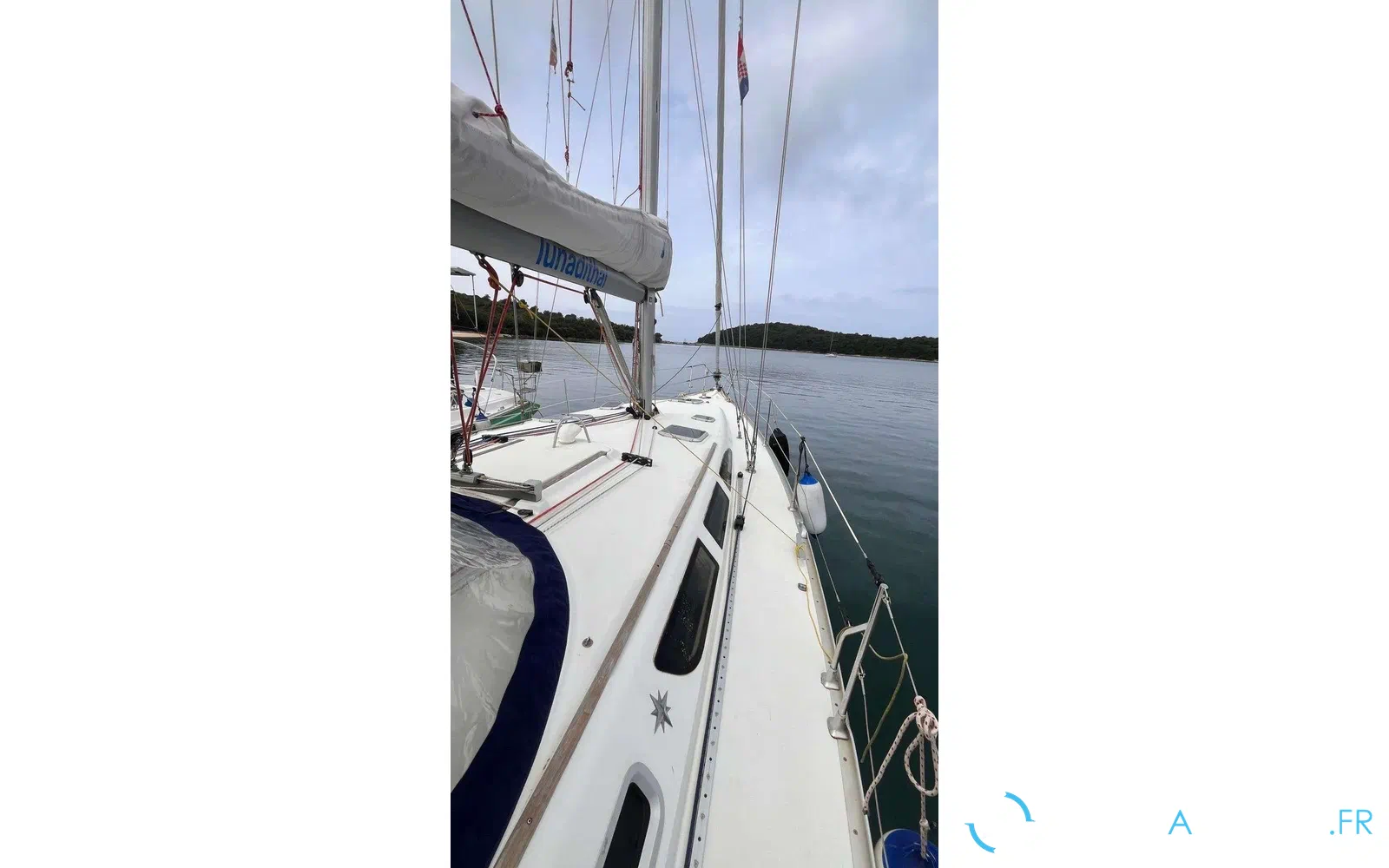 slider 12 Jeanneau Sun Odyssey 43