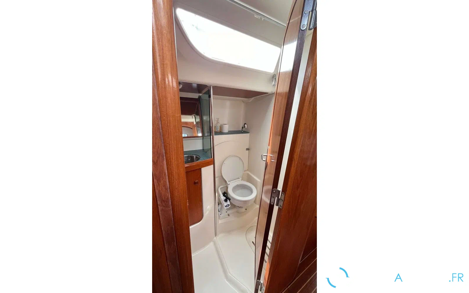 slider 13 Jeanneau Sun Odyssey 43