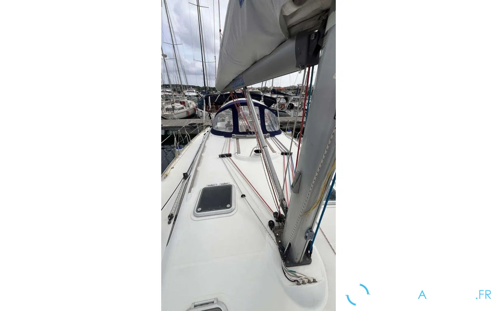 slider 14 Jeanneau Sun Odyssey 43