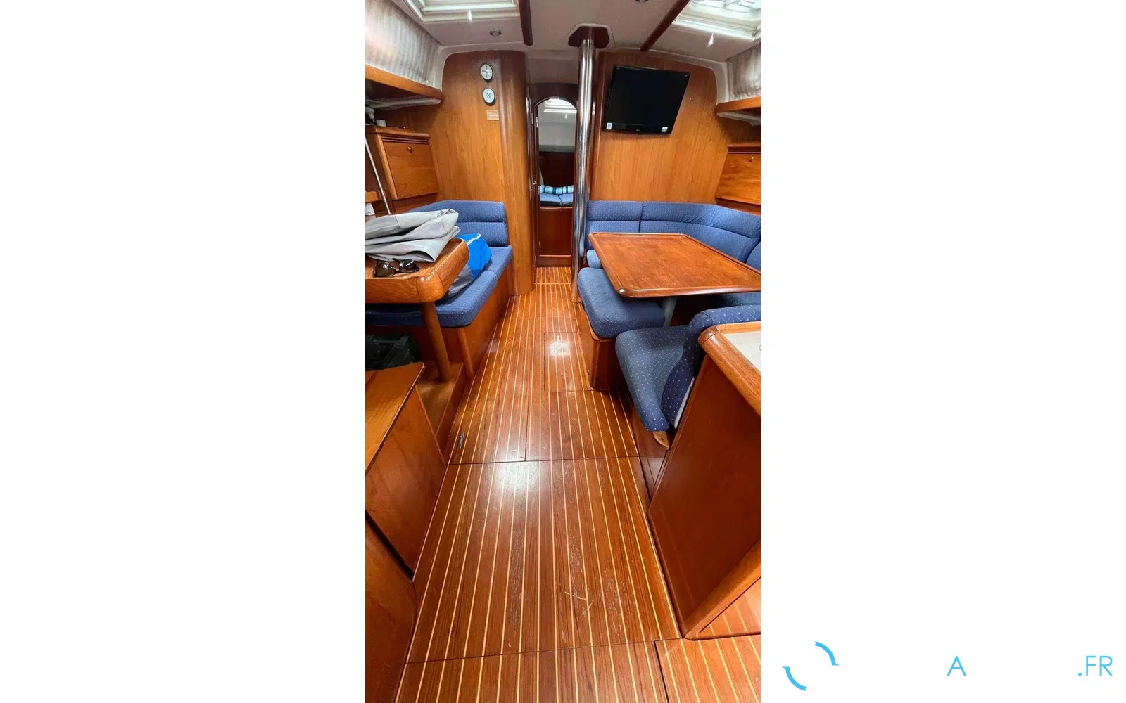 slider 7 Jeanneau Sun Odyssey 43