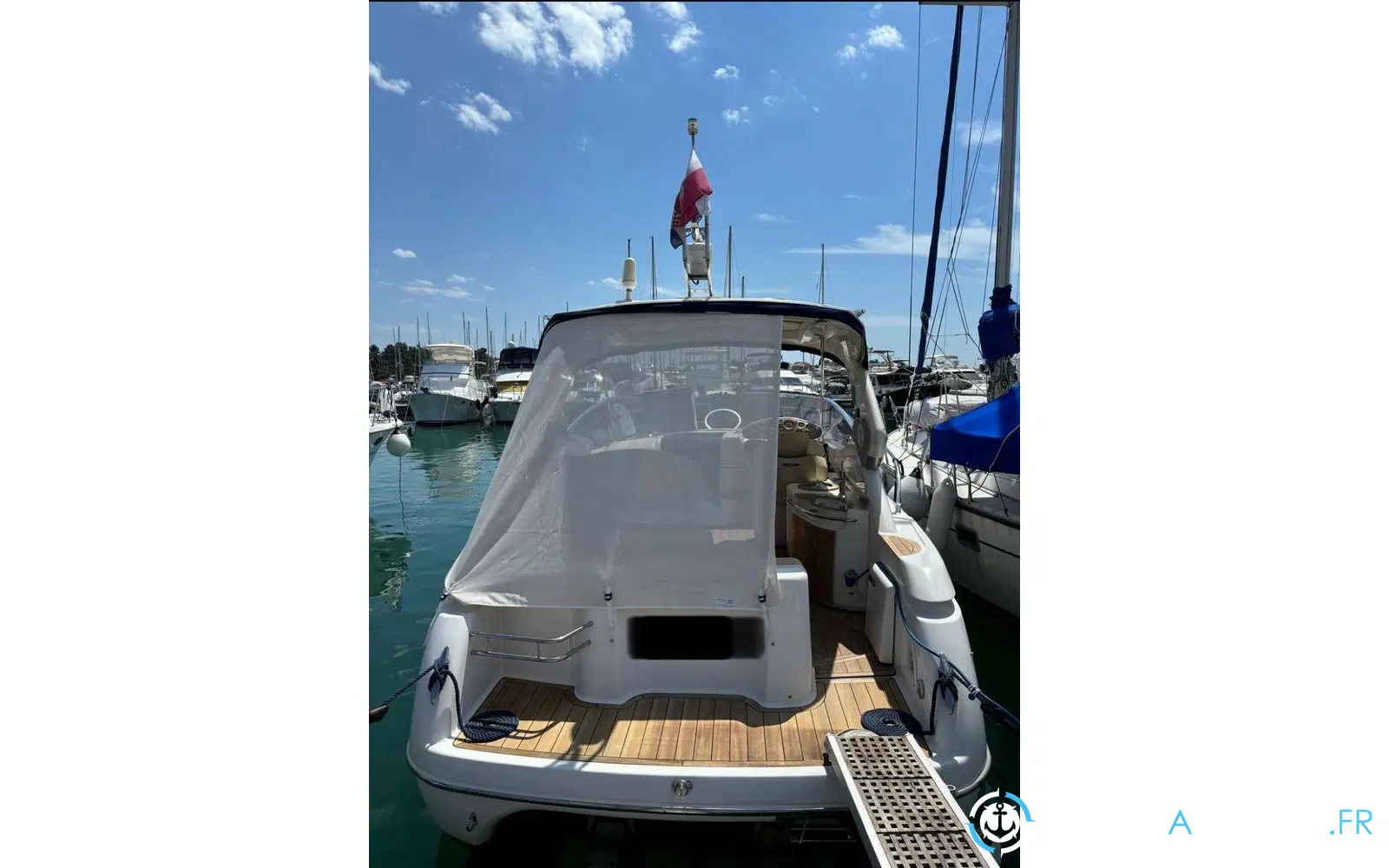 slider 6 Sessa Marine C30 Hard-Top